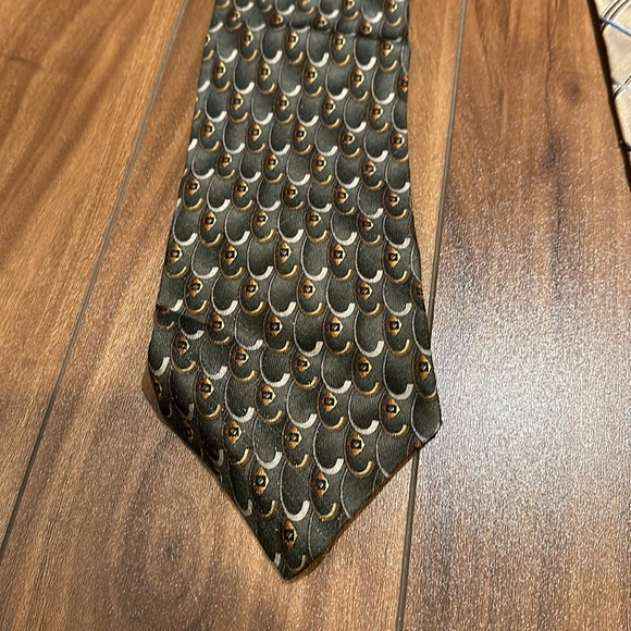 Silk Arrow Brand silk necktie trio. - Picture 4 of 7